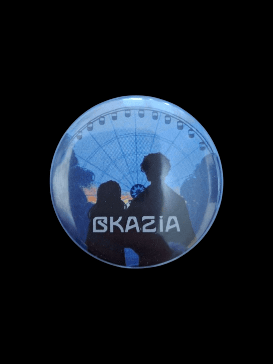 Photo of Пін «Немов тінь» — Стандарт